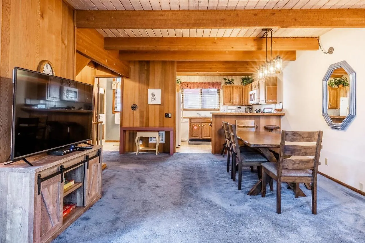 Дом отдыха Spacious Winterset 26 2 Bedrm Plus Loft 3 Full Bathrm Townhome Sleeps 8 Steps To Free Town Shuttle Маммот Лейкс США